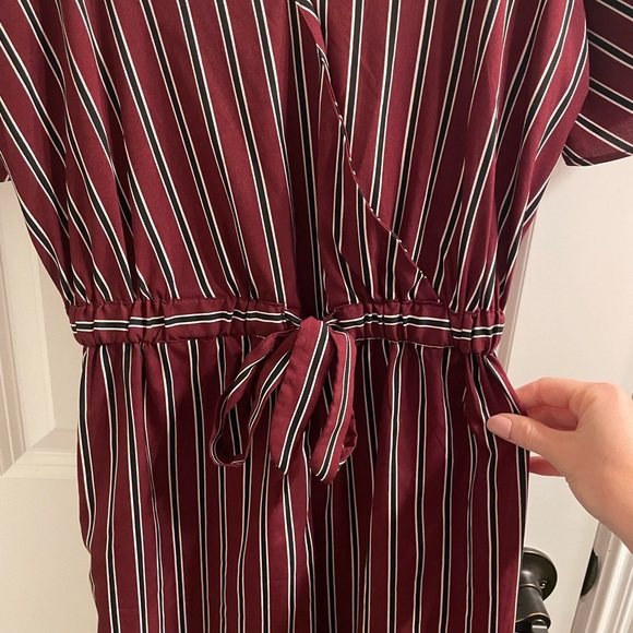 Silky soft jumpsuit - Picture 7 of 8